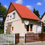 Klimatisiertes In Buekfuerdoe Mit Garten By Interhome *