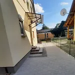 Klimatisiertes In Buekfuerdoe Mit Garten By Interhome *