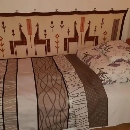 Prázdninový dům Klimatisiertes In Buekfuerdoe Mit Garten By Interhome