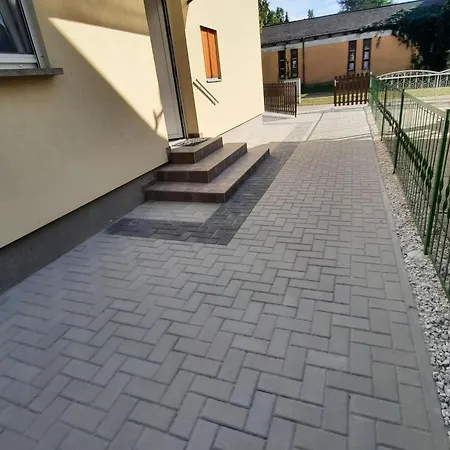 Klimatisiertes In Buekfuerdoe Mit Garten By Interhome Prázdninový dům *